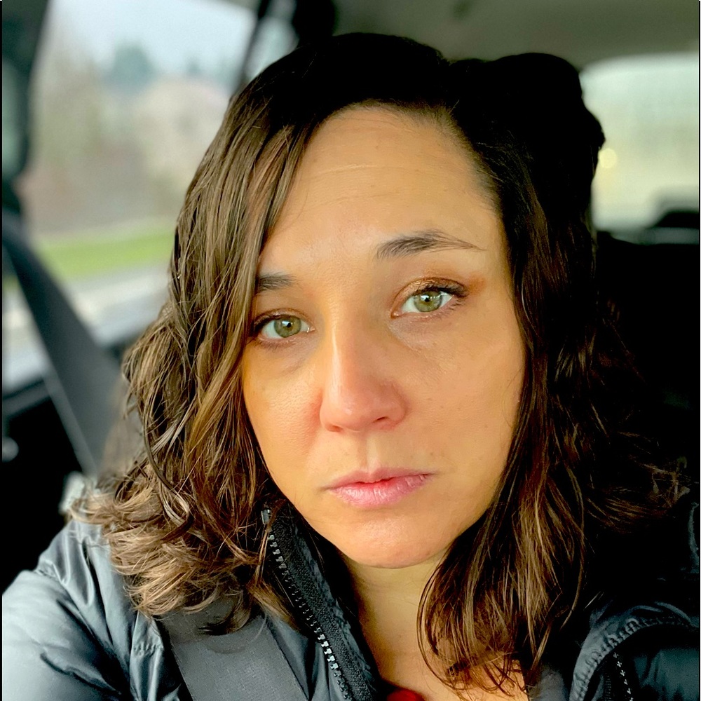 Meet your Posher, Jennifer